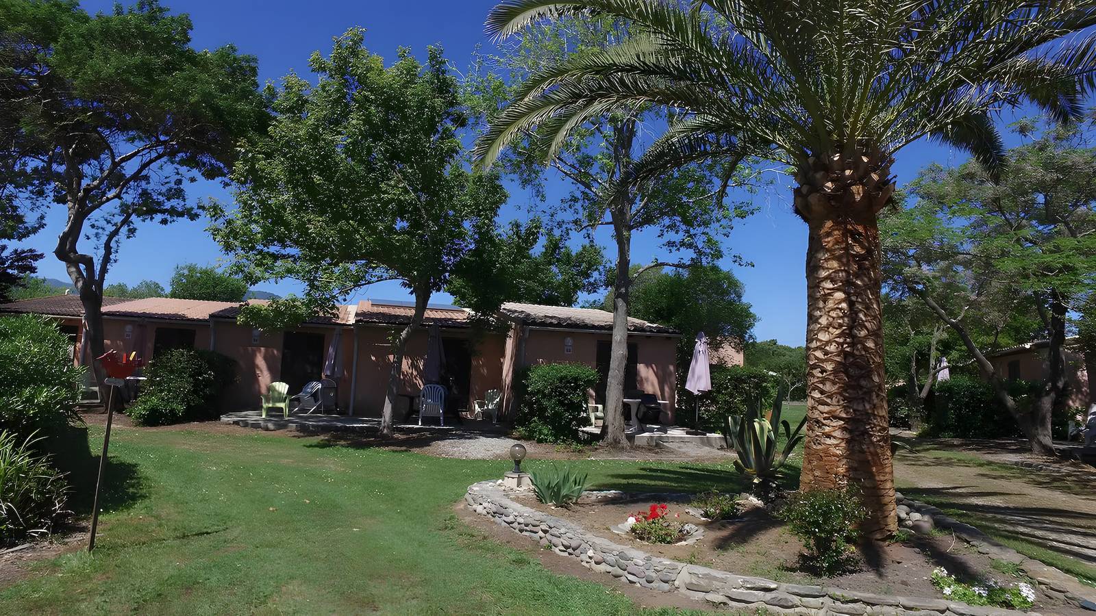 Monolocale intero, Monolocale 'Rico Plage 2 Persone' con Terrazza Privata, Wi-Fi e Aria Condizionata in Talasani, Corte e dintorni