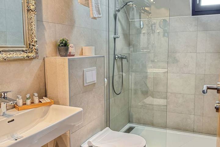 Schöne Suite in den Plitvicer Seen in Smoljanac, Plitvicer Seen