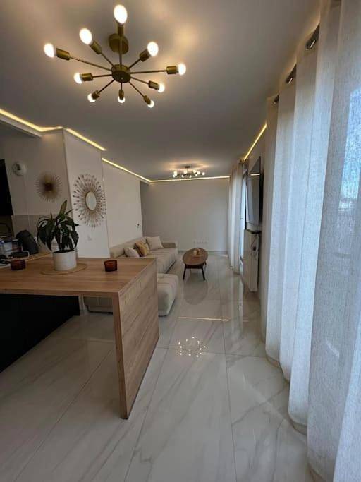 Gîte pour 7 personnes, avec balcon et vue, adapté aux familles à Villepinte - 3