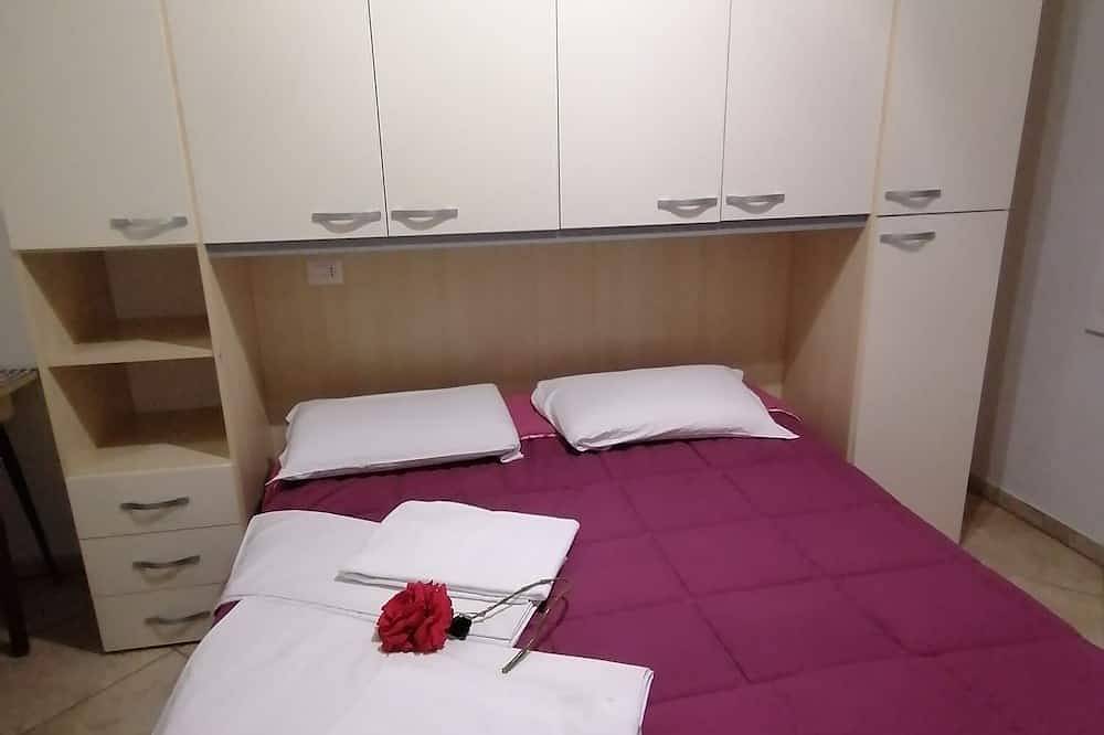 Entire apartment, Rooms and studio apartments are rented in Carpi, from one day to three months. in Carpi, Modena Province