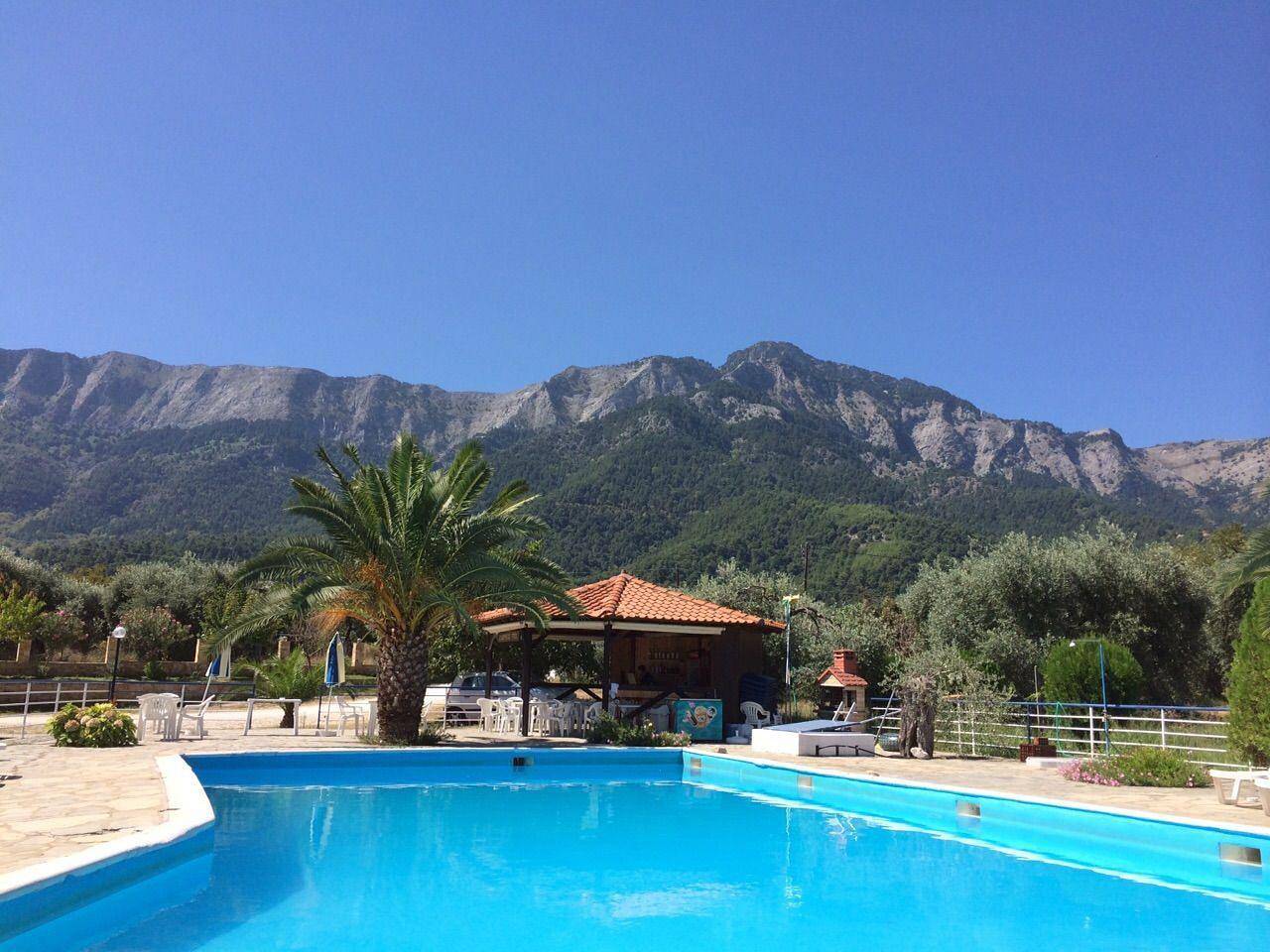 Holiday home near the beach with private garden in Chrisi Akti, Thassos
