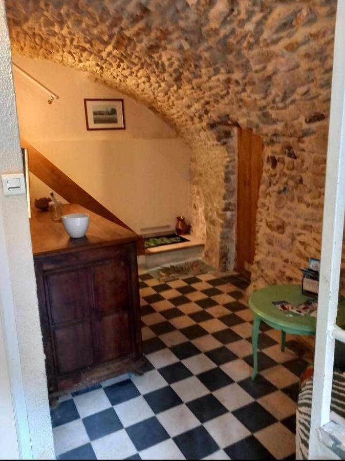 Gîte pour 3 personnes à Vénéjan - 2