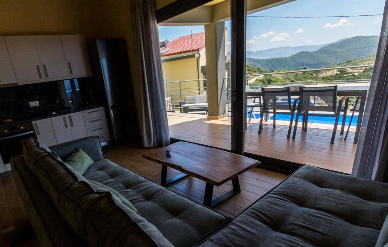 Santakira Villas in Preveza regional unit