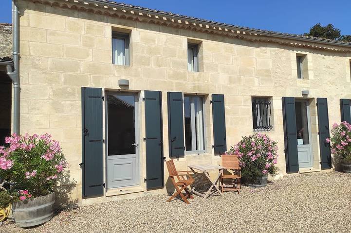 Gîte pour 2 personnes, avec Terrasse et Jardin