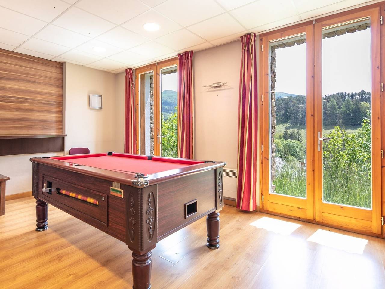 Ganze Wohnung, Chalet in Gresse-en-Vercors near Ski Slopes in Gresse-en-Vercors, Parc naturel régional du Vercors