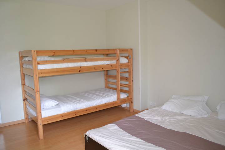 Gîte pour 64 personnes, avec piscine, adapté aux familles dans la Manche - 4
