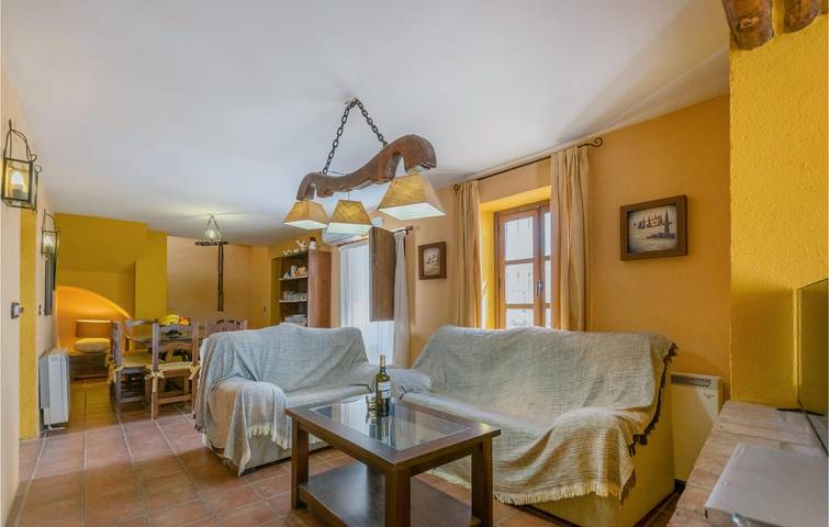 Geräumiges Apartment mit Pool und Flussblick in Fuente Obejuna, Sierra Morena