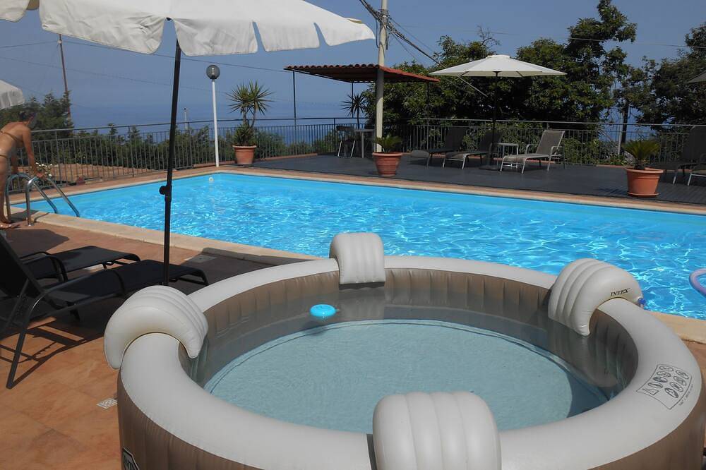 Panorama Casavacanza in Villa mit Schwimmbad 'Solemare' in Sant'Alfio, Sant'Alfio (Gemeinde)