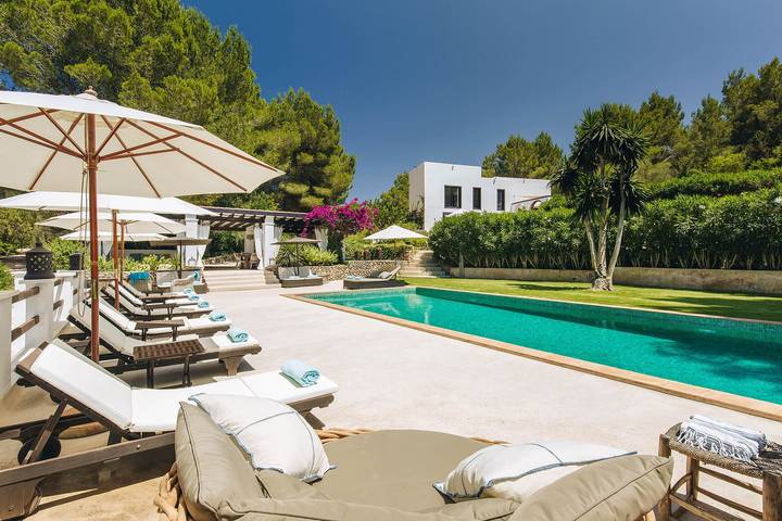 Chalet para 12 personas, con terraza y jardín en Ibiza