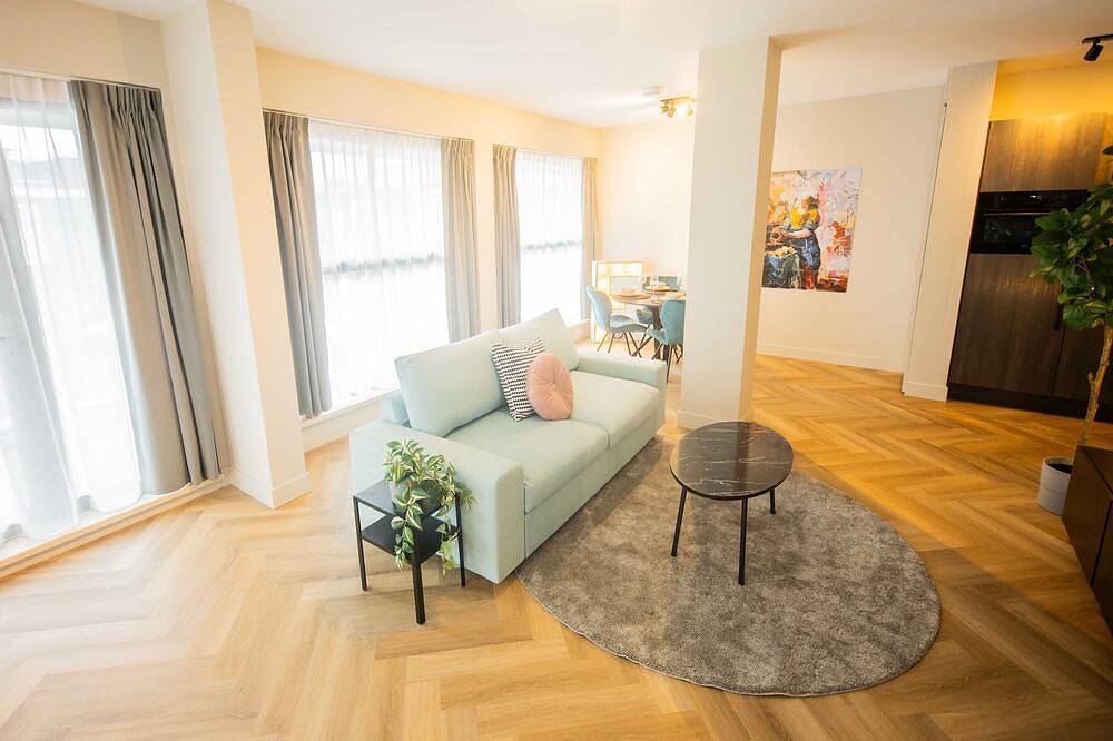 Geheel appartement, Compact Comfort Studio Ks in Hilversum, Noord-Holland