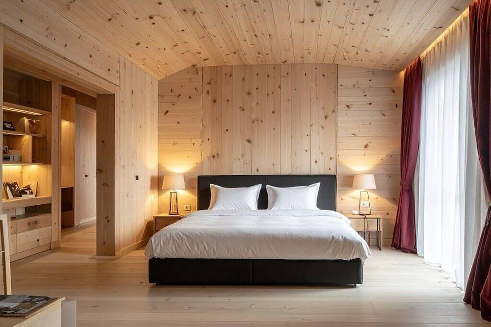 Gorgeous 6-bedroom chalet in charming Lech in Lech am Arlberg, Arlberg