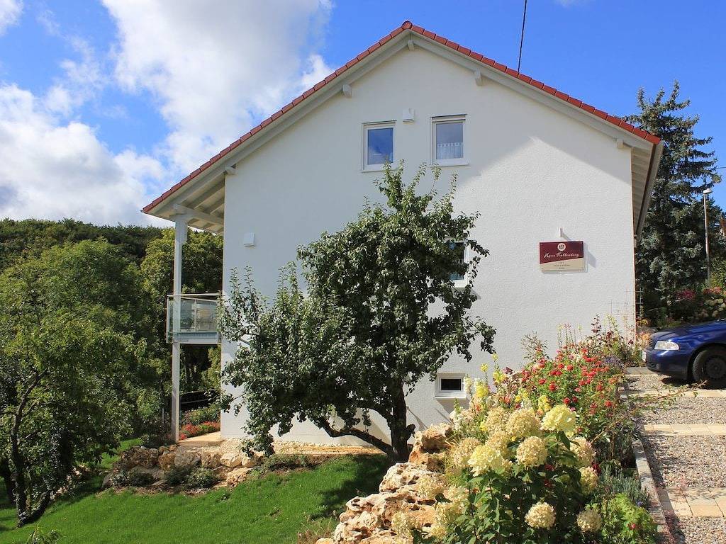 Im Haus Kallenberg in Herbrechtingen, Albsteig (HW 1)