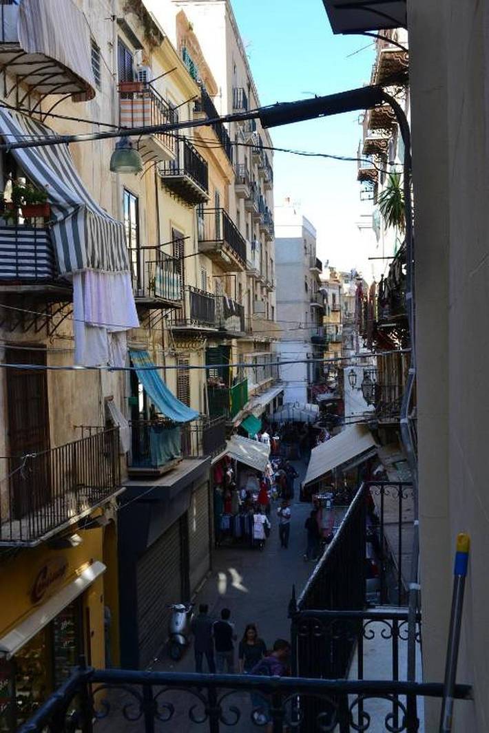 Entire apartment, La Casa Sul Mercato Antico in Palermo, Palermo Province