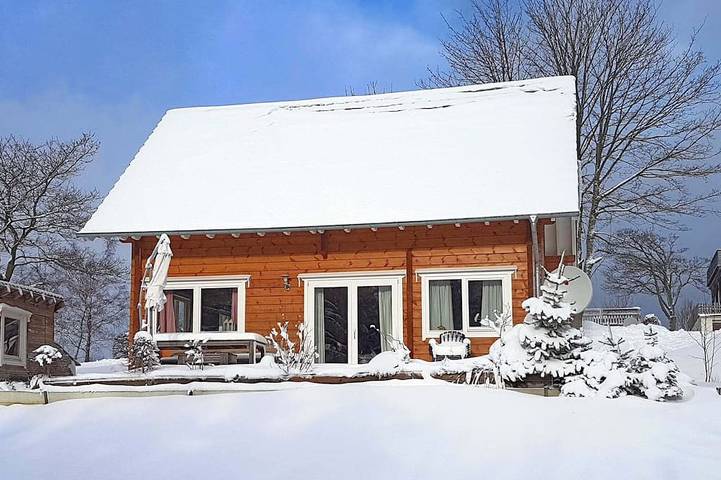 Chalet für 5 Personen, mit Garten und Terrasse sowie Sauna, mit Haustier in Medebach