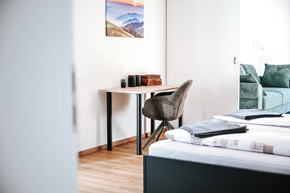 Entire apartment, Gardenoasis: Exclusive Seehalde apartment in Suedlicher Schwarzwald, Schluchsee