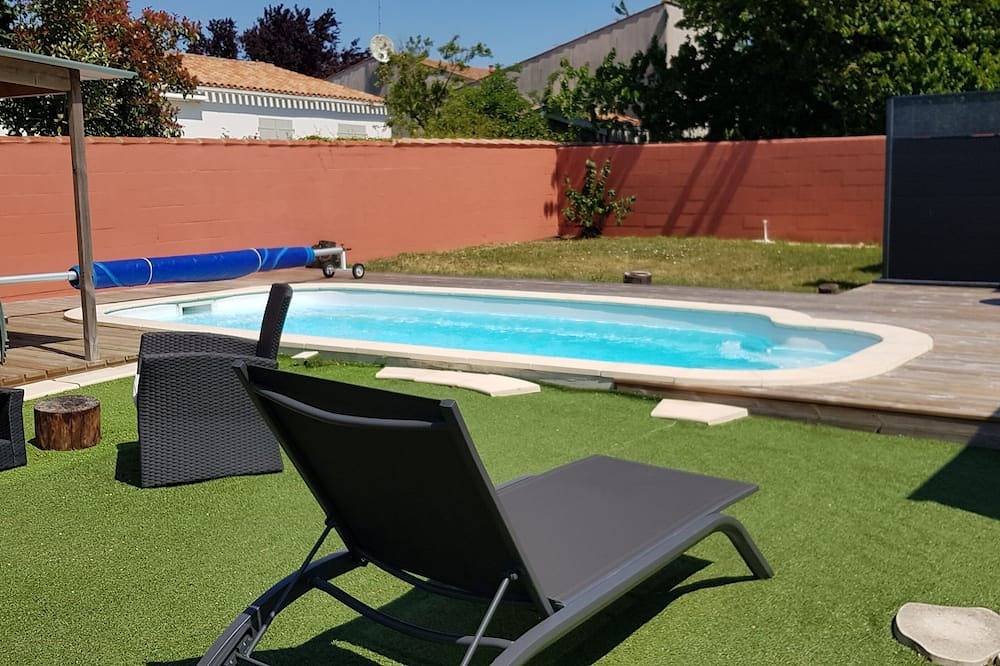 Appartement entier, Studio T2 avec chambre ambiance \"bord de mer\" in Puilboreau, Région de La Rochelle