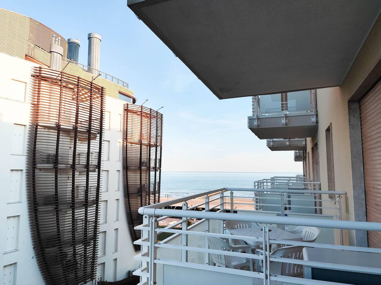 Apartamento entero, Apartamento frente a la playa con aparcamiento y TV in Lido di Jesolo, Jesolo-city