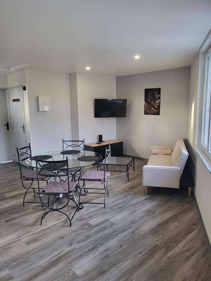 Appartement entier, Evasion in La Souterraine, Région de Guéret