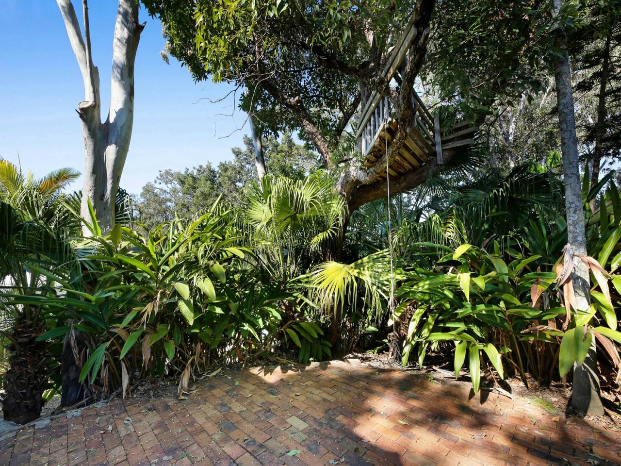 Apartamento entero, Casa de playa de 2 dormitorios en Burleigh Heads, rodeada de naturaleza in Burleigh Heads, Gold Coast City