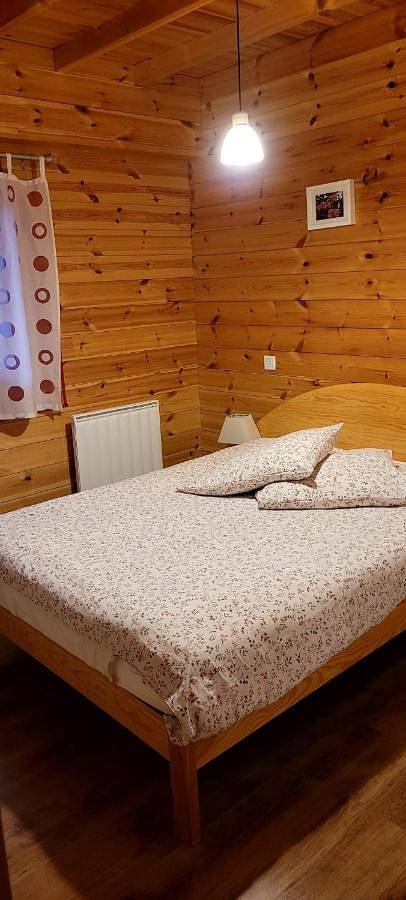 Gîte pour 8 personnes, avec jardin et vue à Saint-Léger-les-Mélèzes - 4