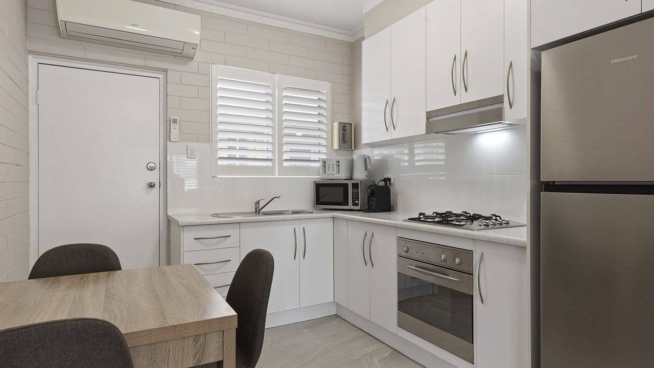 Entire holiday apartment, Ferienwohnung für 4 Personen (2 m²) in Largs Bay in Adelaide, South Australia