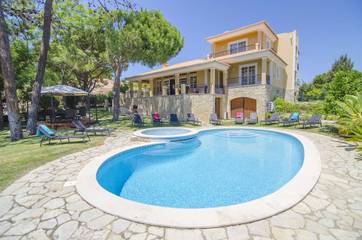 Villa pour 12 personnes, avec jardin dans Quinta do Lago