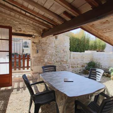 Maison De Vacances pour 18 Personnes dans Romegoux, Région de Saintes, Photo 1