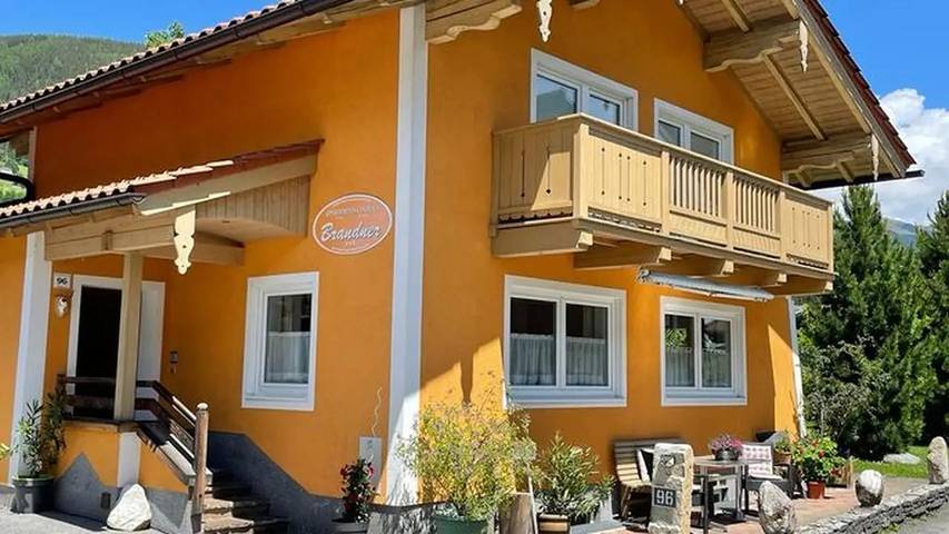 Hütte für 12 Personen, mit Garten und Terrasse in Bramberg am Wildkogel