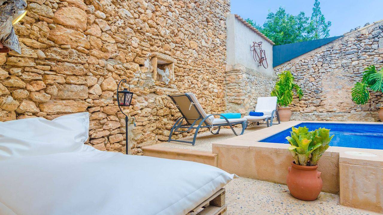 Chalet para 10 personas con piscina in Llubí, Interior de Mallorca