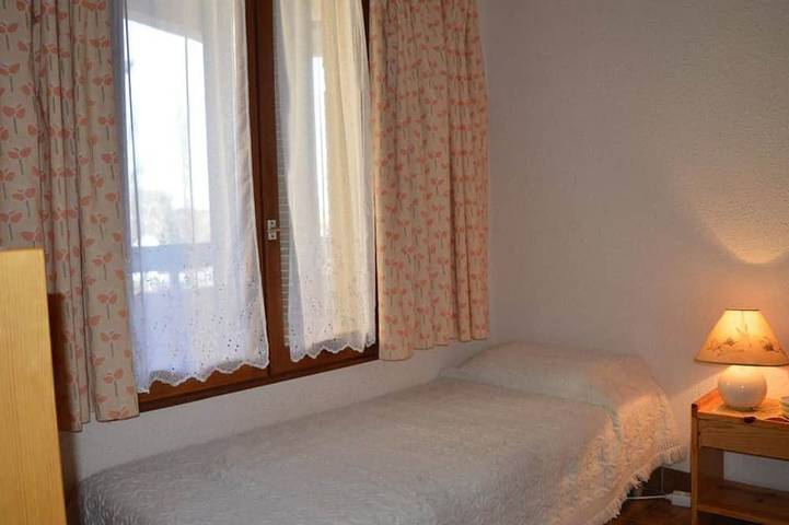 Gîte pour 4 personnes, avec terrasse dans Golf de Saint Cyprien - 2