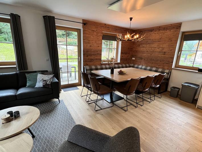 Chalet mit 2 Terrassen und einer Sauna in Rottenmanner und Wölzer Tauern, Irdning-Donnersbachtal