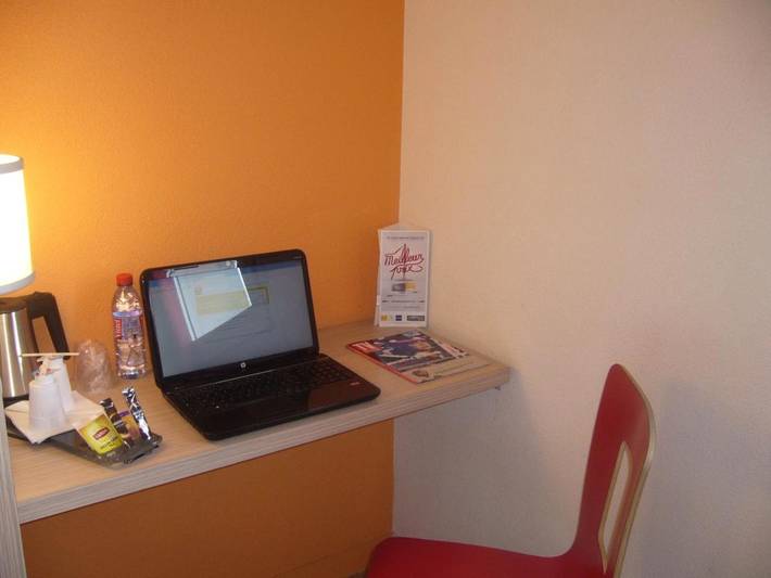 Hôtel pour 2 personnes, avec jardin et terrasse à Feignies - 4