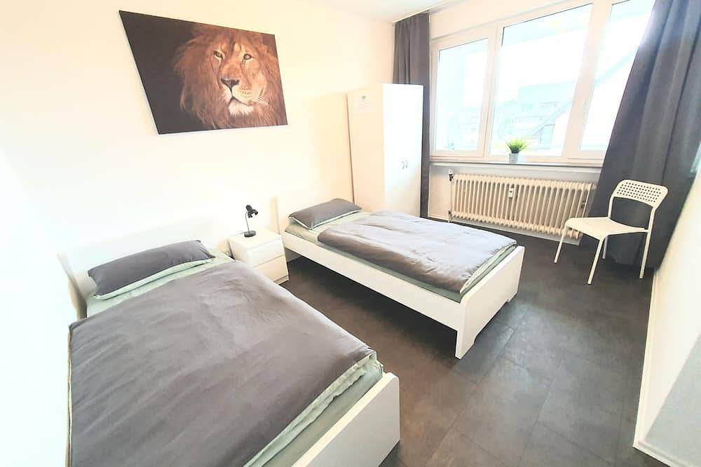 Entire apartment, Kraftmensch Oberhausen, 3 Schlafzimmer mit Balkon in Oberhausen, Ruhr district