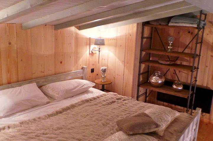 Gîte pour 4 personnes, avec jacuzzi ainsi que terrasse et jardin à Colleville - 3