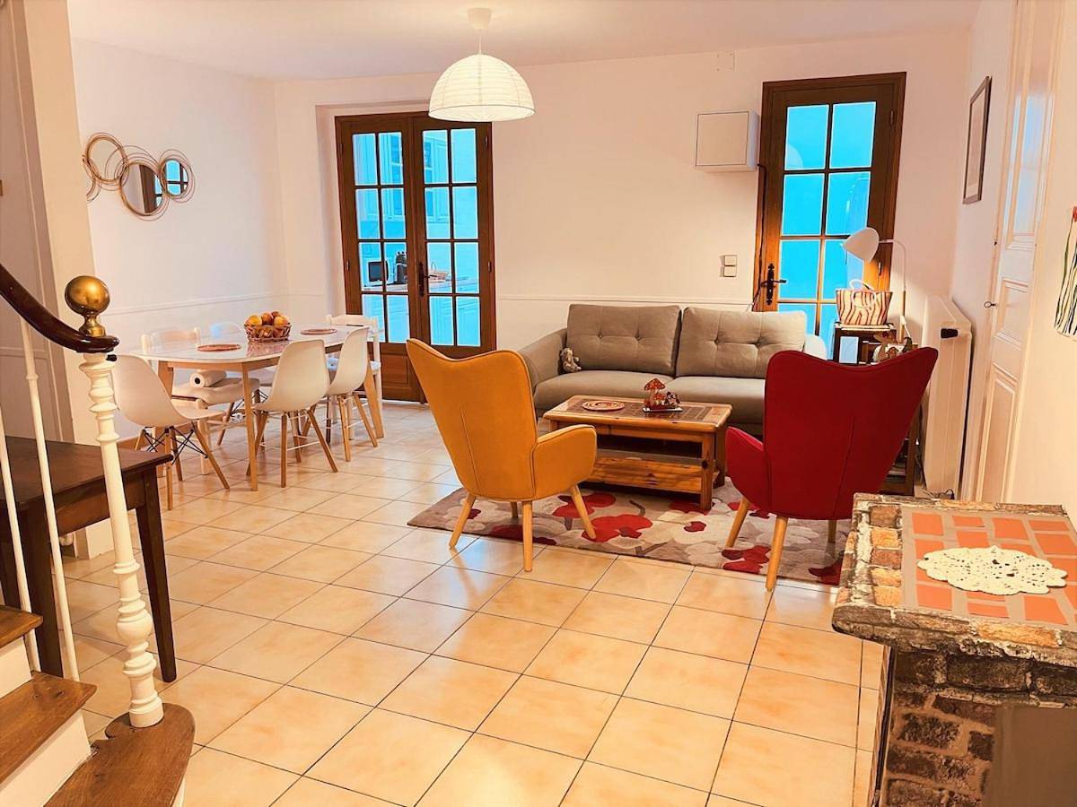 Maison avec jardin au centre de Chateau-Thierry in Château-Thierry, Aisne