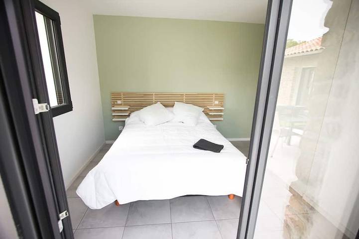 Location de vacances pour 8 personnes, avec jacuzzi ainsi que terrasse et jardin à Saint-Jean-Pied-de-Port - 4
