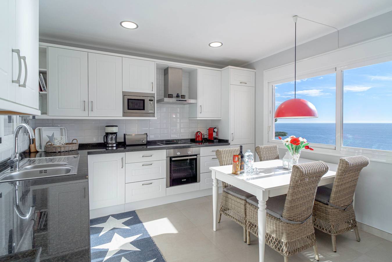 Entire apartment, Vistas del Mar in Urbanización Ladera del Mar, Nerja