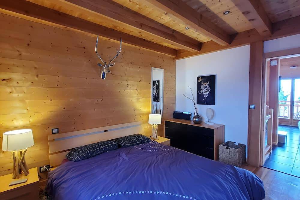 Ganze Wohnung, Buqa - Eine modern ausgestattete alpine \"die ganze Saison\" Wohnung im Zentrum von Samoens in Samoëns, Region Bonneville