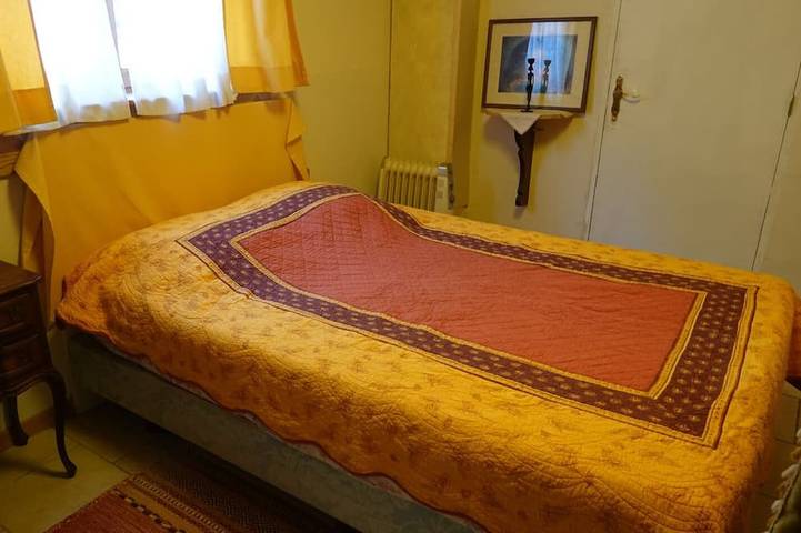 Location de vacances pour 14 personnes, avec terrasse et jardin, animaux acceptés à Puimoisson - 4