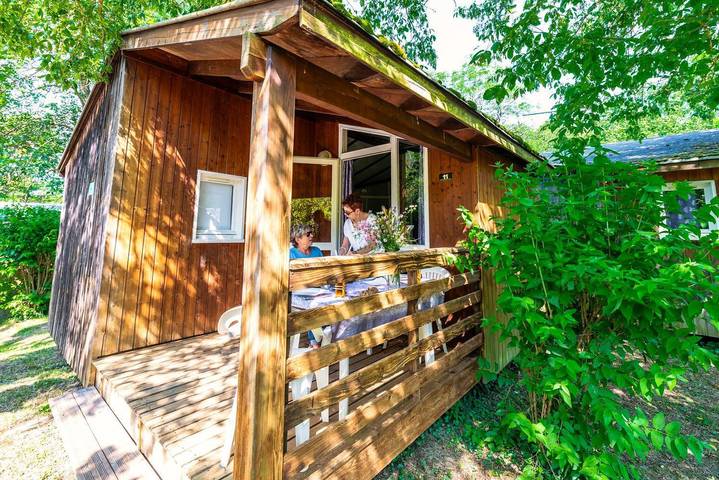Gîte pour 5 personnes, avec Terrasse et Jardin à Saint-Jean-du-Bruel
