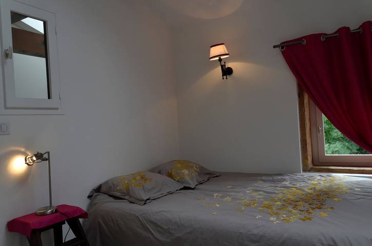 Chambre d’hôte pour 2 personnes, avec jardin, animaux acceptés dans Beaujolais - 2