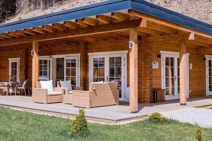 Ferienhaus für 5 Personen, mit Whirlpool und Terrasse sowie Sauna