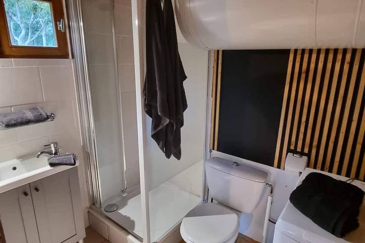 Gîte pour 6 personnes, avec Balcon et Jardin à Blanquefort-sur-Briolance - 4