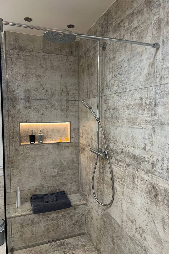 Ferienwohnung für 4 Personen, mit Terrasse und Garten sowie Pool in Dreiländereck - 2
