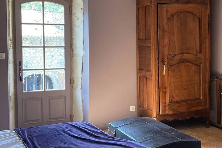 Gîte pour 13 personnes, avec jardin à Clansayes - 2