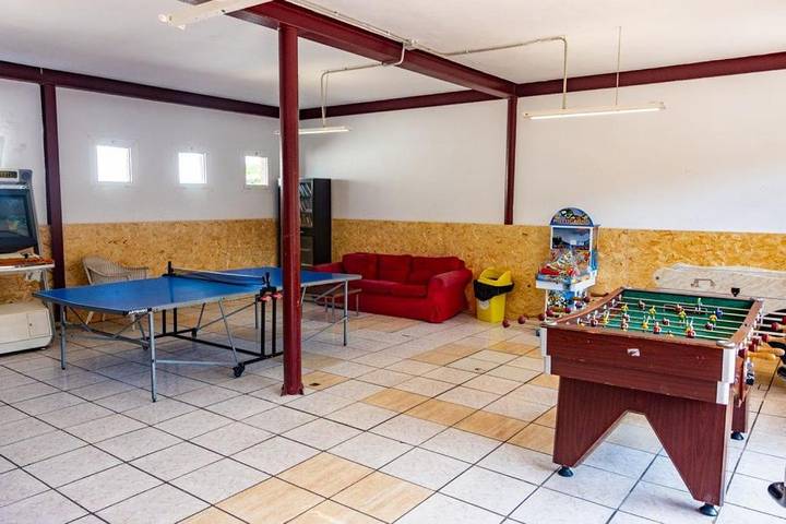 Camping pour 4 personnes, avec vue et jardin ainsi que bassin pour enfant et piscine dans Asturies - 4