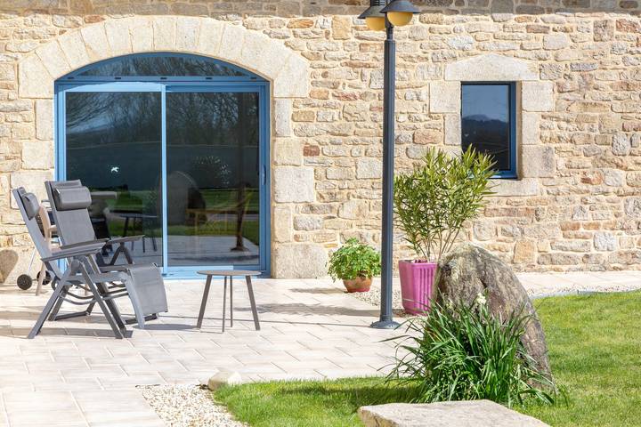 Gîte pour 6 personnes, avec Jardin à Mahalon