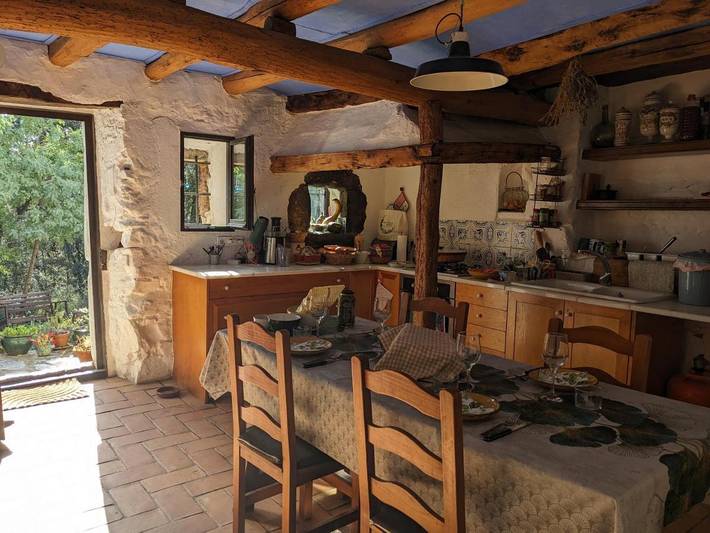 Casa rural para 4 personas, con vistas y terraza además de jardín y piscina en Valles Oriental - 2