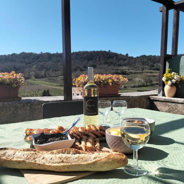 Maison de vacances pour 2 personnes, avec Balcon et Terrasse ainsi que Jardin et Piscine