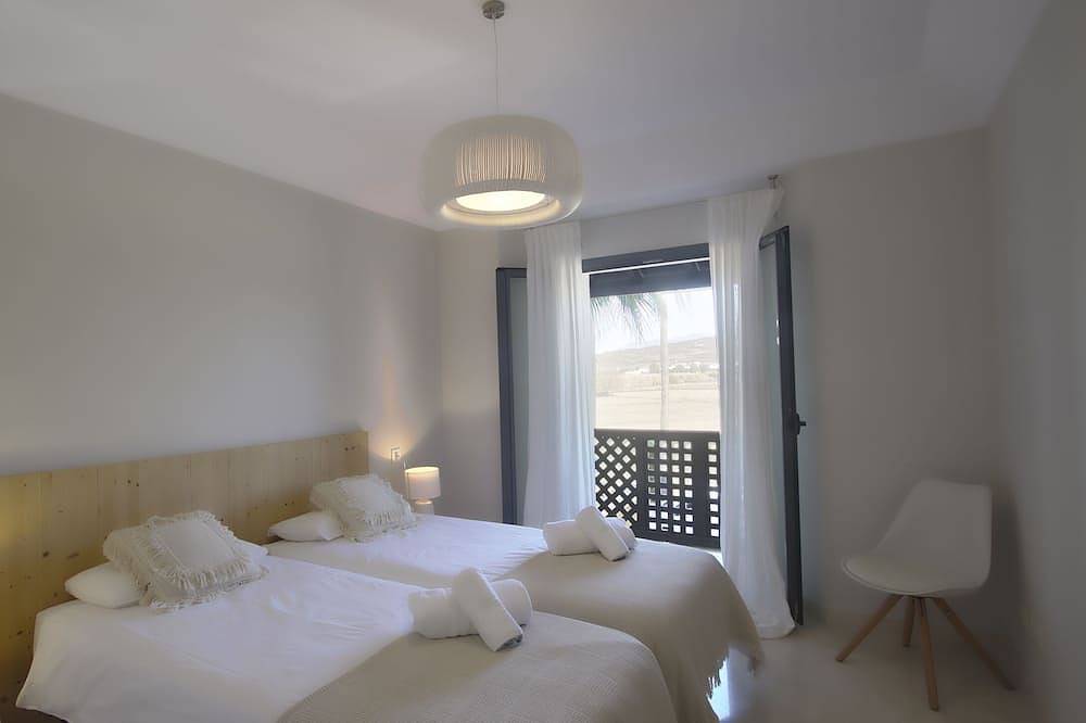 Ganze Wohnung, Lovely 4-bedroom serviced apartment with views in Sotogrande, San Roque